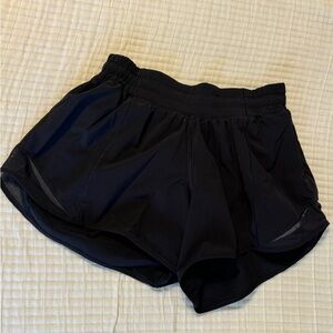 Lululemon Hotty Hot Short